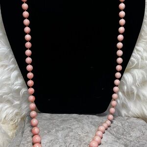 Vintage faux peach pearl necklace